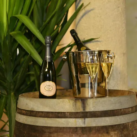 Panzió Rue Galilee 3*