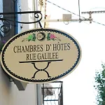 Rue Galilee