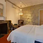 Rue Galilee Couette-café Marseillan (Herault)