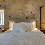 Couette-café Rue Galilee